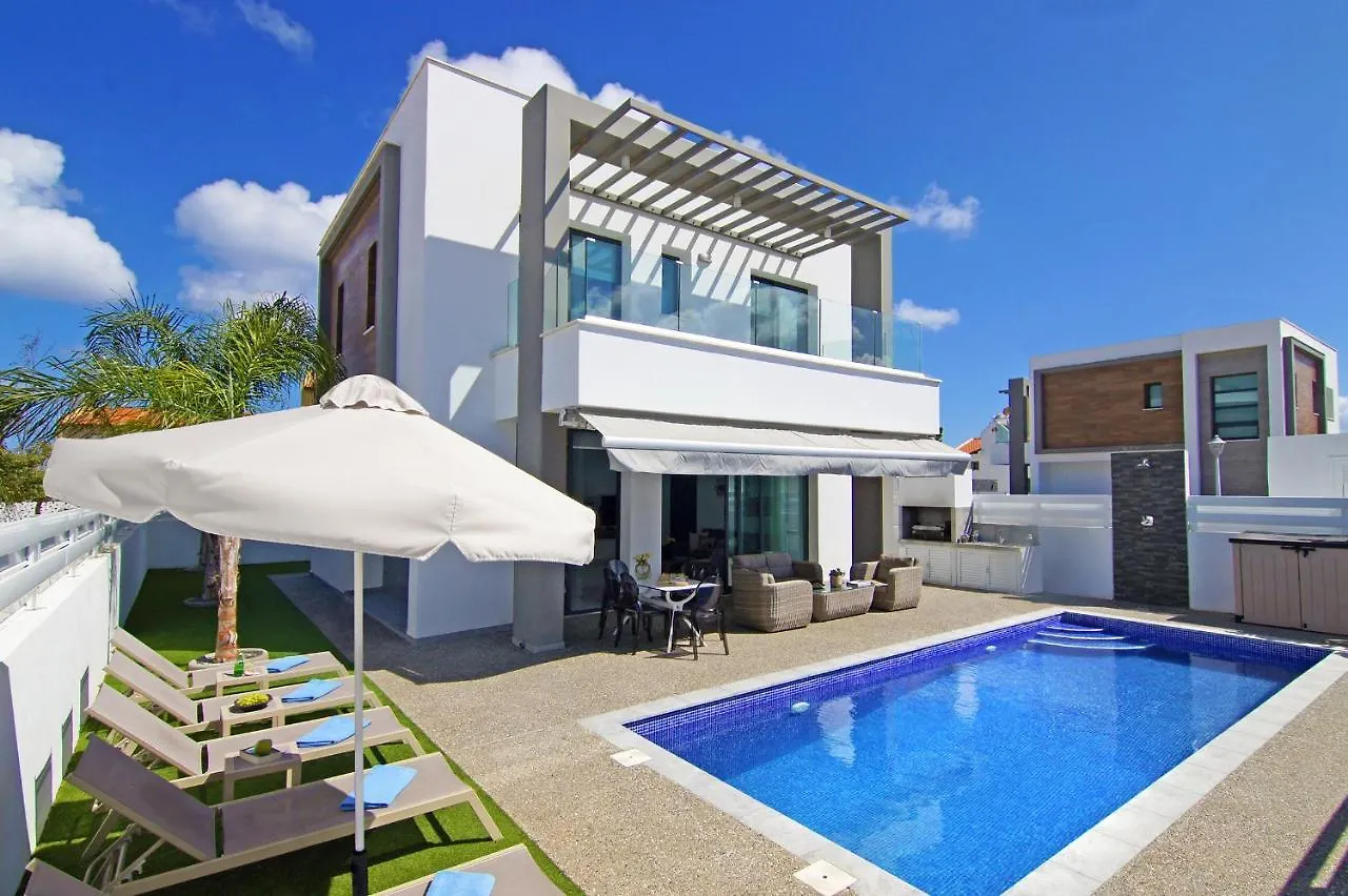 Villa Martha Protaras